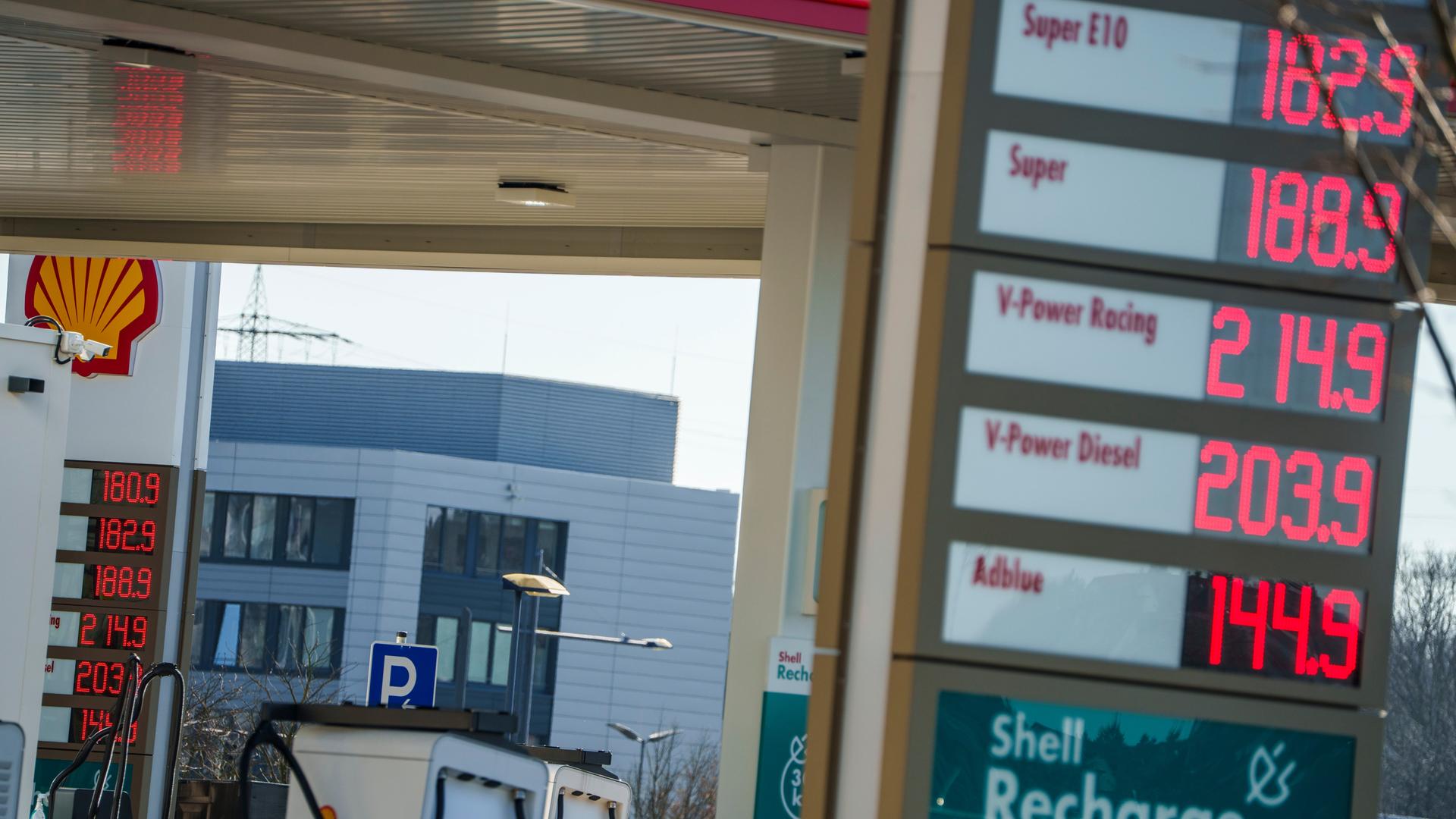 Middle East Conflict: What Rising Fuel and Energy Costs Mean for Consumers